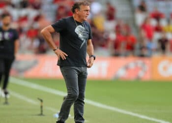 Cuca recusa treinar o Fluminense, a crise sГѓВі aumenta. Venha ver tudo