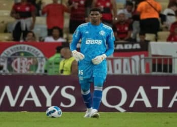 Corinthians Contrata o goleiro Hugo Souza em um Acordo de ГѓЕЎltima hora!