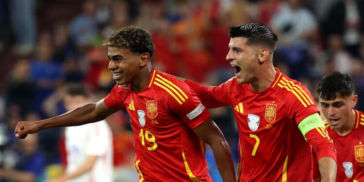 Espanha GOLEIA e segue viva na Eurocopa 2024! Confira como foi