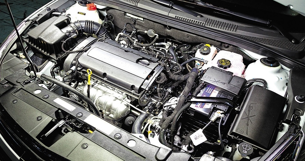 Direção elétrica x hidráulica: qual a melhor opção para o seu carro? Descubra as diferenças e as vantagens