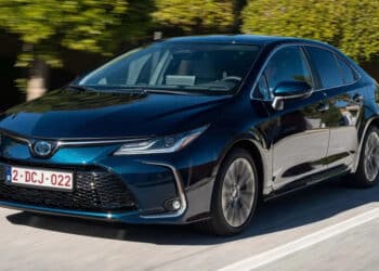 Carros híbridos que combinam economia e tecnologia em 2024