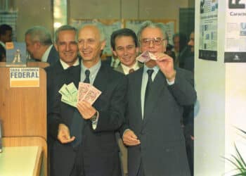 economistas do plano real