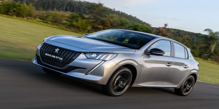 Melhores hatches compactos para você aproveitar ainda em 2024