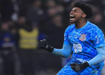 Corinthians com estreias VENCE! Confira como foi o jogo
