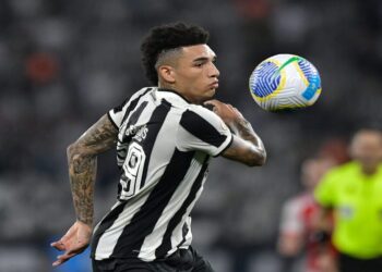 Botafogo x Cruzeiro hoje! Confira onde assistir e escalaГѓВ§ГѓВµes