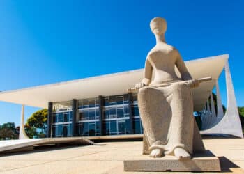 "STF ГѓВ© como gГѓВЎs, deu espaГѓВ§o ele ocupa", diz analista polГѓВ­tico