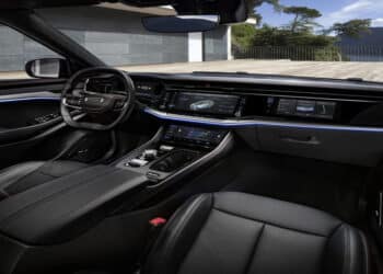 Os carros elétricos com maior autonomia disponíveis no Brasil