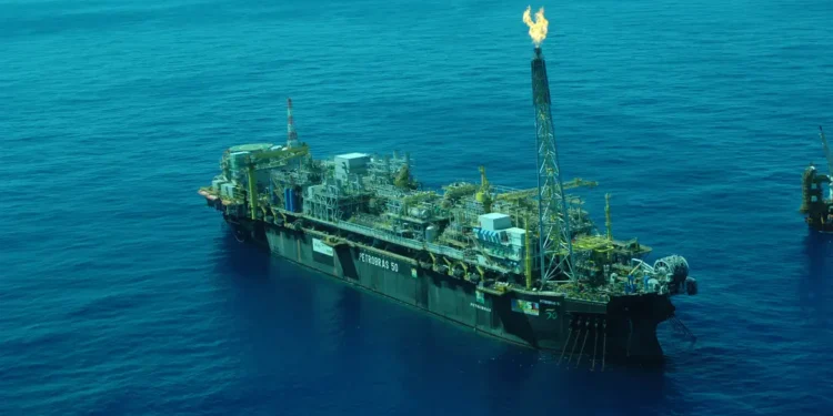 ProduГѓВ§ГѓВЈo nacional de petrГѓВіleo cresce 3,9% em maio