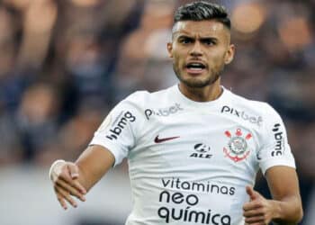 Do Corinthians para AtlГѓВ©tico-MG, Fausto Vera Anunciado!