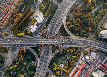 Investimentos em Infraestrutura: Oportunidades e Riscos