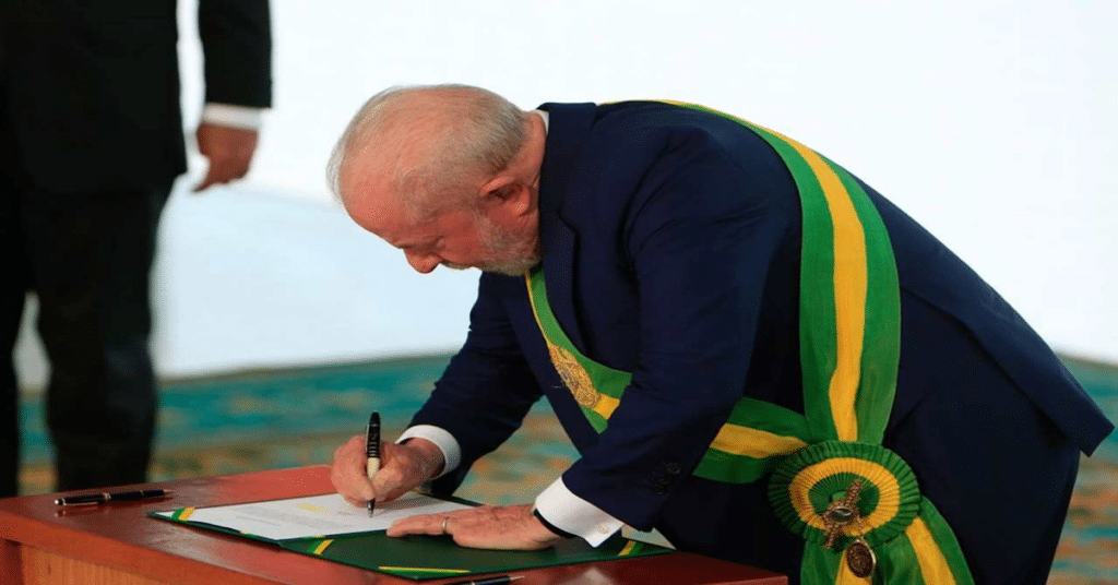 NOVO Feriado no Brasil entra em vigor após aprovação da Lei!