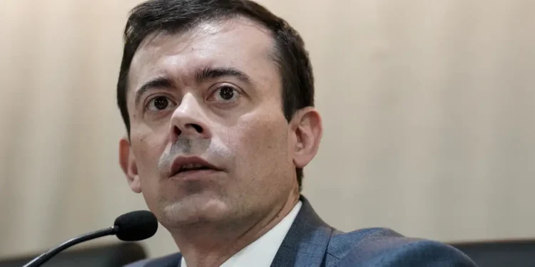 DГѓВ©ficit primГѓВЎrio pode fechar o ano em torno de R$ 8 bi, diz secretГѓВЎrio