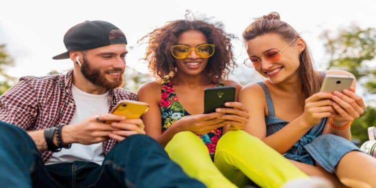 Acesso à Internet Cresce No Brasil, Mas 22 Milhões Ainda Não Tem a Tecnologia. Confira!