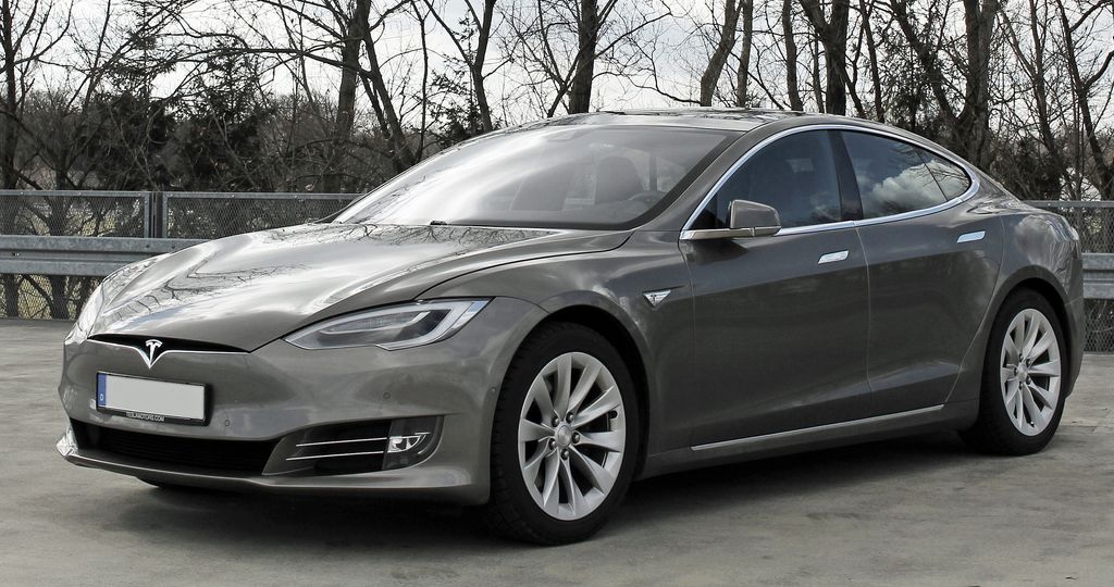 Carros elétricos de luxo: O que esperar dos lançamentos em 2024