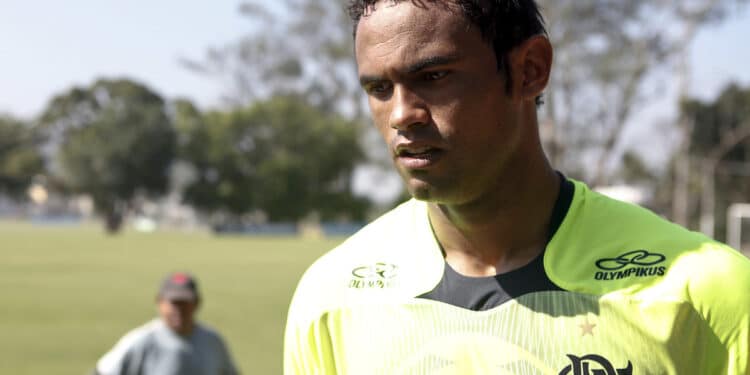 Ex goleiro do Flamengo, Bruno recebe grande fortuna da Justiça