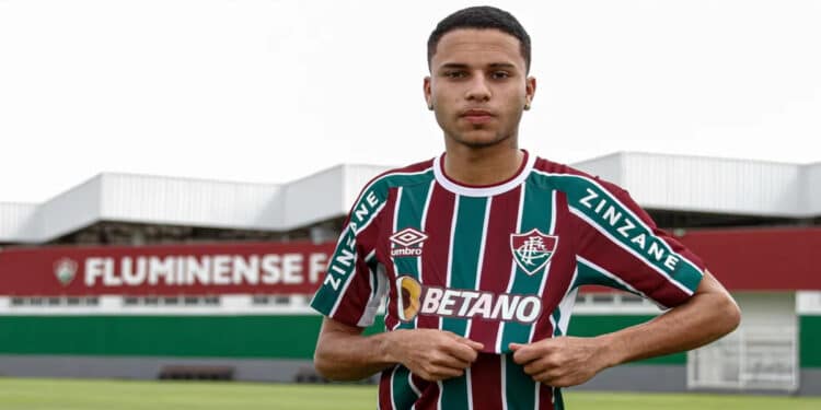 Fluminense Confirma Venda de Alexsander para o Al-Ahli e Alcança Marca Histórica!