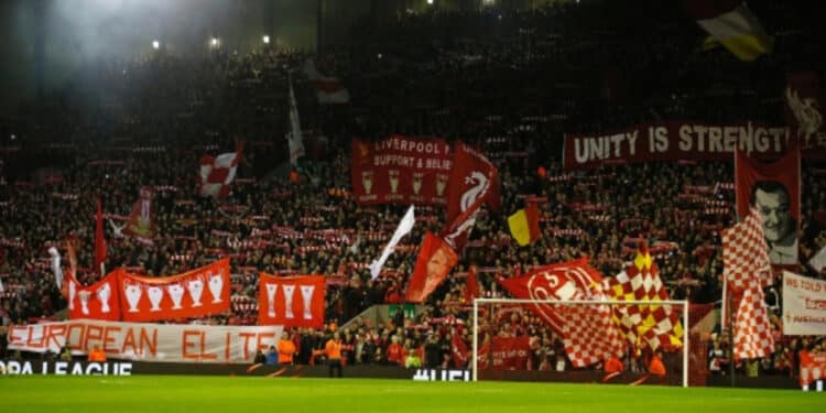 As Torcidas Mais Numerosas da Premier League? Confira a Lista