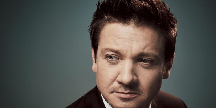 Muito Além do Gavião Arqueiro: O Império Milionário de Jeremy Renner!