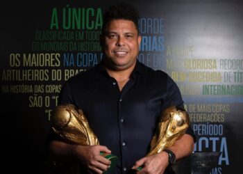 Ronaldo Fenômeno: De Mestre dos Gramados a Magnata dos Negócios