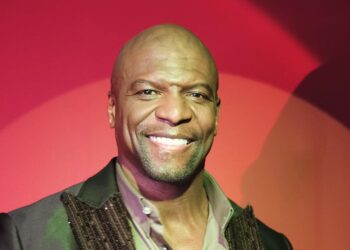 Terry Crews: Do Campo de Futebol à Fortuna Multimilionária