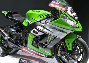 Lançamentos de motos esportivas com muita potência e design arrojado