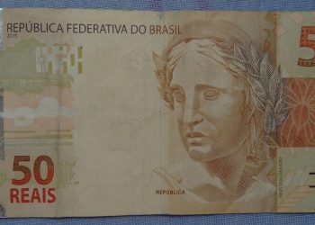 Veja essa imagem em: Wikimedia Commons