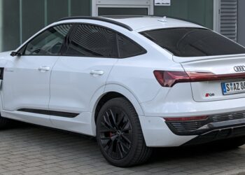 SUVs de luxo são o futuro do mercado de alto padrão em 2024