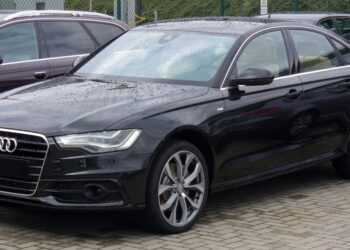 Sedans potentes que mais surpreenderam o mercado este ano