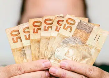 Vinculação do Reajuste do BPC ao Salário Mínimo Avança na Câmara!
