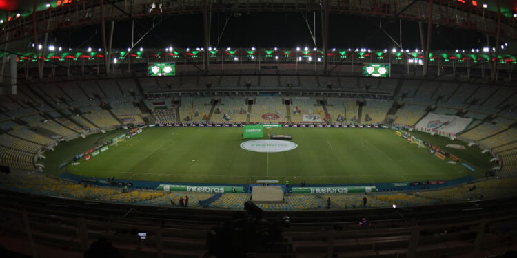 Curiosidades sobre o Maracanã: Pelé, Zico e Recordes! Saiba Mais