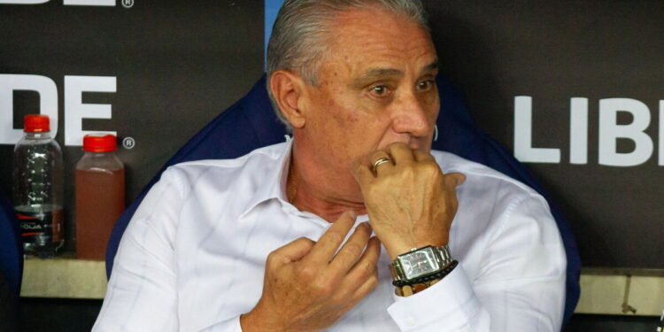 Diretoria rubro-negra debate o destino de Tite após Queda do Flamengo na Libertadores. Entenda!