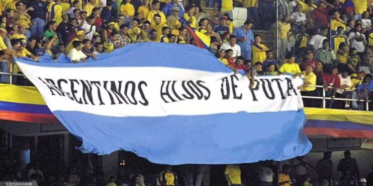 Eliminatórias Da Copa: Bandeira Com Xingamentos a Argentinos Irrita De Paul. Saiba Mais!