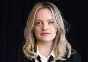 Império de Moss: atriz investe