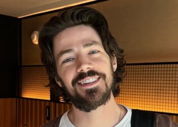 Grant Gustin: Mais que um Flash, um Investidor de Sucesso