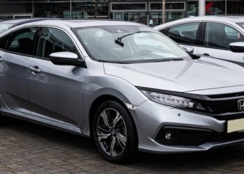 Honda Civic | Veja essa imagem em: Wikimedia Commons