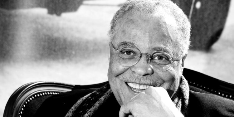 Adeus à Lenda: James Earl Jones, a icônica voz de Darth Vader, falece aos 93 anos