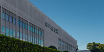 SpaceX é avaliada em US$ 350 bi após nova oferta de ações