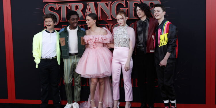 Eleven, Hopper ou Mike? Revelamos quem é o mais rico do elenco de Stranger Things!