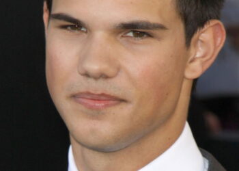 Além de Jacob Black: A reinvenção milionária de Taylor Lautner