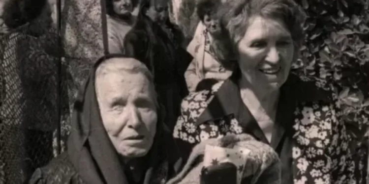 Imagem: Picture Alliance/EPA/V. Gilotay… - Veja mais em https://noticias.uol.com.br/internacional/ultimas-noticias/2024/04/15/baba-vanga-previsoes-2024.htm?cmpid=copiaecola