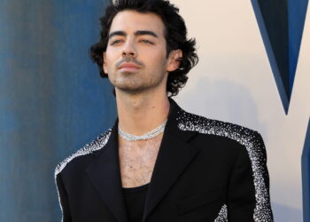 A fortuna de Joe Jonas: Um olhar sobre o patrimônio do ex-Jonas Brother