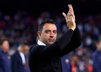 Xavi: A Ascensão de Jogador Lendário a Treinador Multimilionário!