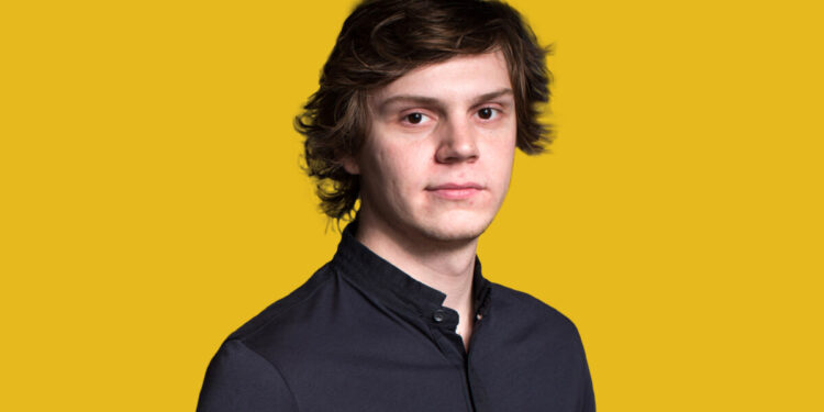 Além das telonas: A vida milionária de Evan Peters e seus empreendimentos