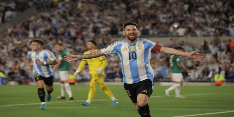 Artilheiro histórico: Messi chega a 112 gols pela seleção argentina