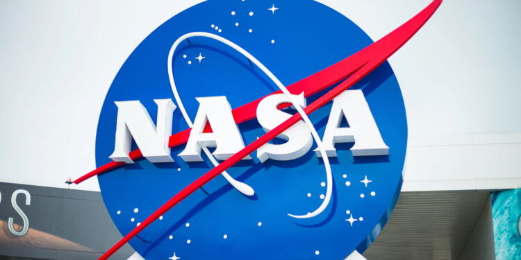Astronauta Da NASA é Hospitalizado Após Retornar De Missão Espacial.