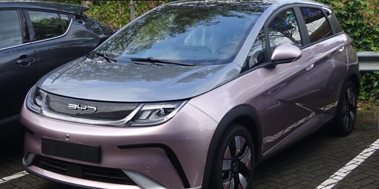 BYD Dolphin 2023 | Veja essa imagem em: Flickr