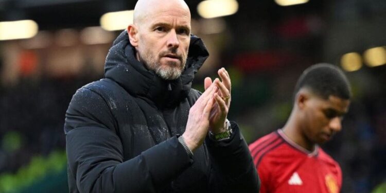 Erik ten Hag foi dispensado do Manchester United após resultados insatisfatórios.