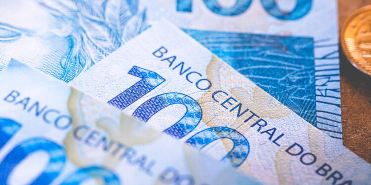 Salário Mínimo de R$ 1.844,40! Saiba quem tem Direito