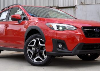 Frente do Suaru Crosstrek | Veja essa imagem em: Wikimedia Commons