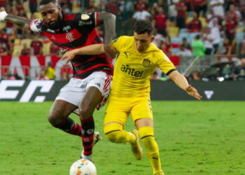 Renovação de Contrato: Gerson, o 'Coringa' do Flamengo, Caminha para Novo Acordo!